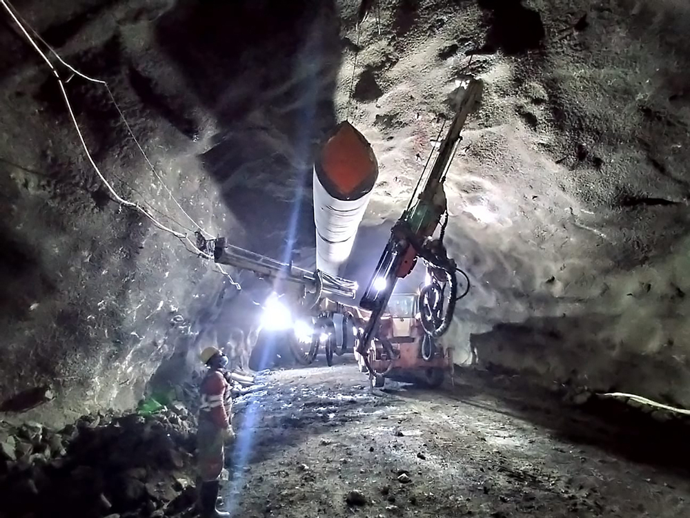A drill jumbo was used to bore the blastholes for the Pamplona tunnel drive - image courtesy of Area Cucuta